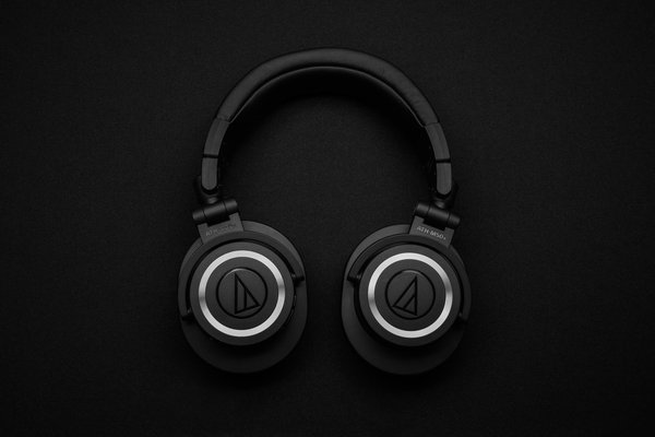 Comment choisir un casque audio avec suppression active du bruit pour une immersion sonore totale ?