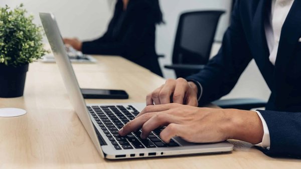 Intelligence artificielle conversationnelle : 3 caractéristiques marquantes de ChatGPT